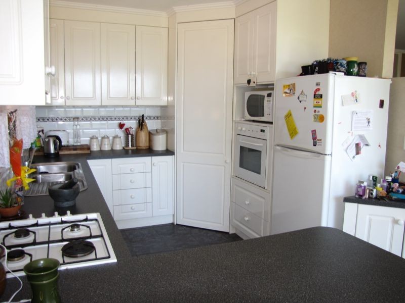 24 Bayley Street, Moe VIC 3825