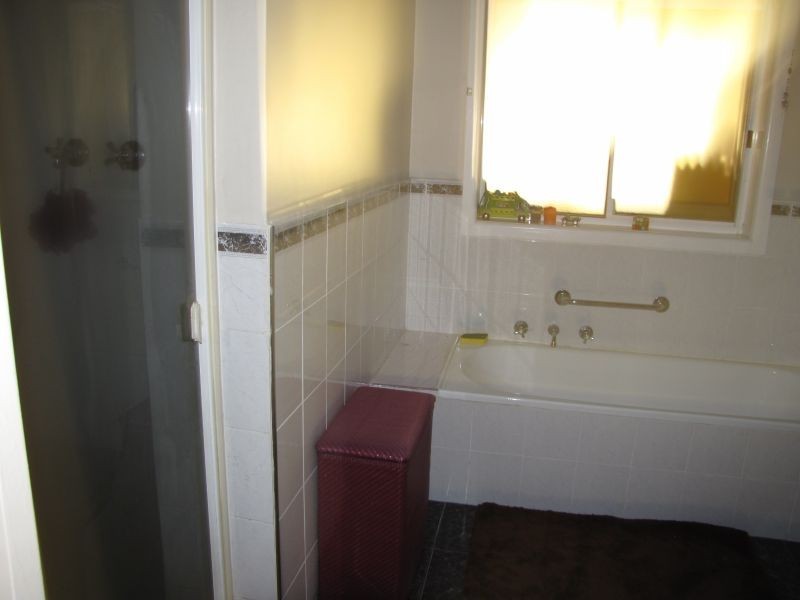 24 Bayley Street, Moe VIC 3825