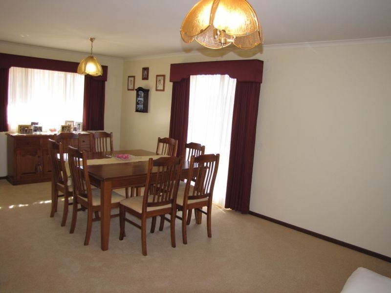 68 Coalville Road, Moe VIC 3825