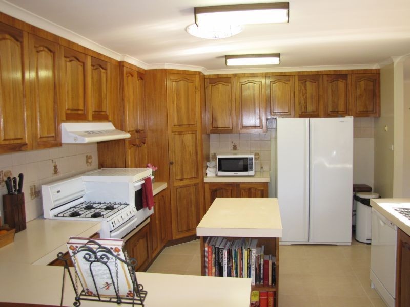 68 Coalville Road, Moe VIC 3825