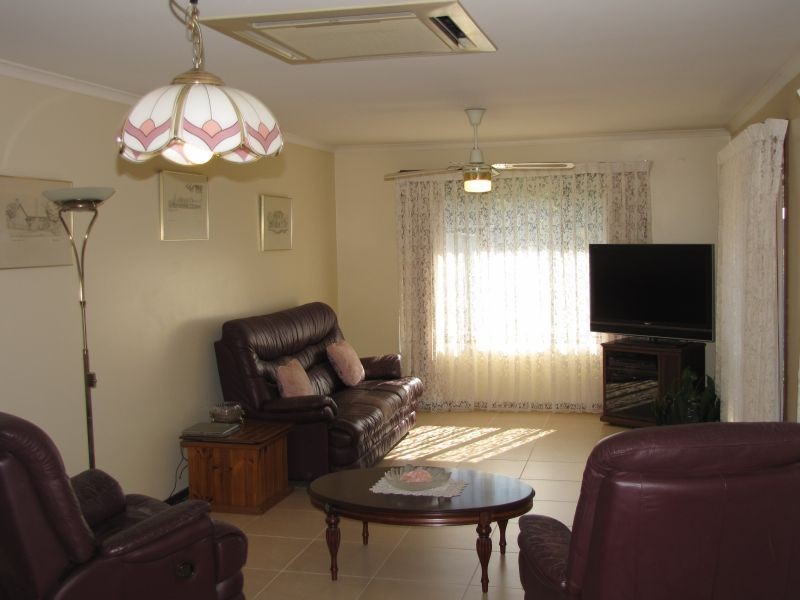 68 Coalville Road, Moe VIC 3825