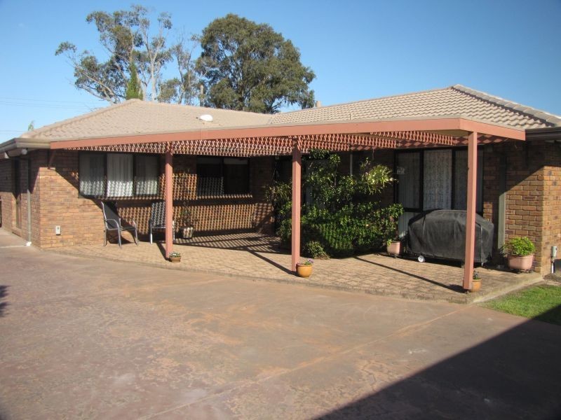 68 Coalville Road, Moe VIC 3825