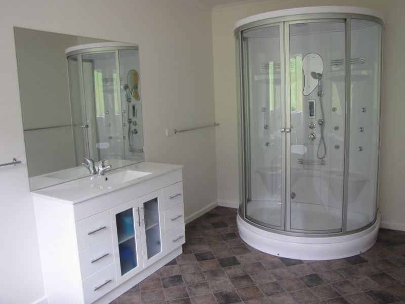 227 Coalville Road, Moe South VIC 3825