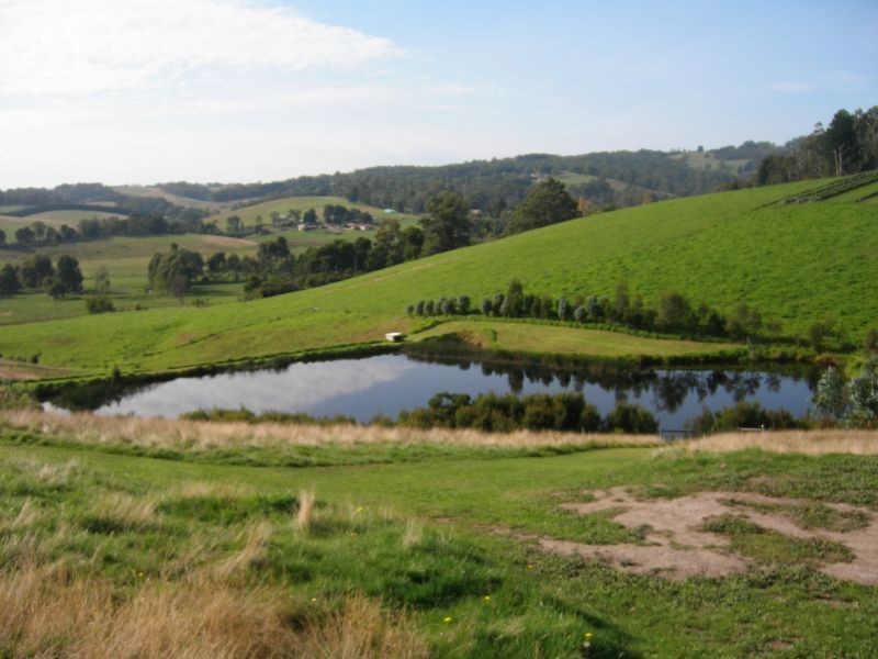 227 Coalville Road, Moe South VIC 3825