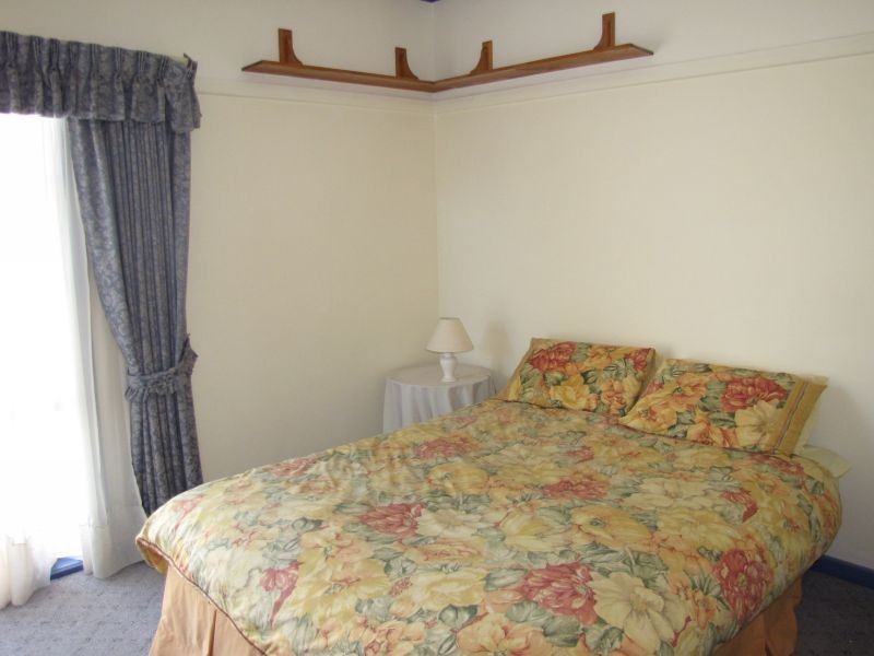 17 March Street, Newborough VIC 3825