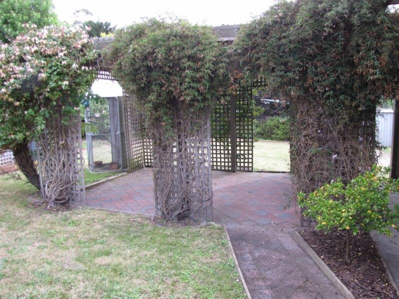 17 March Street, Newborough VIC 3825