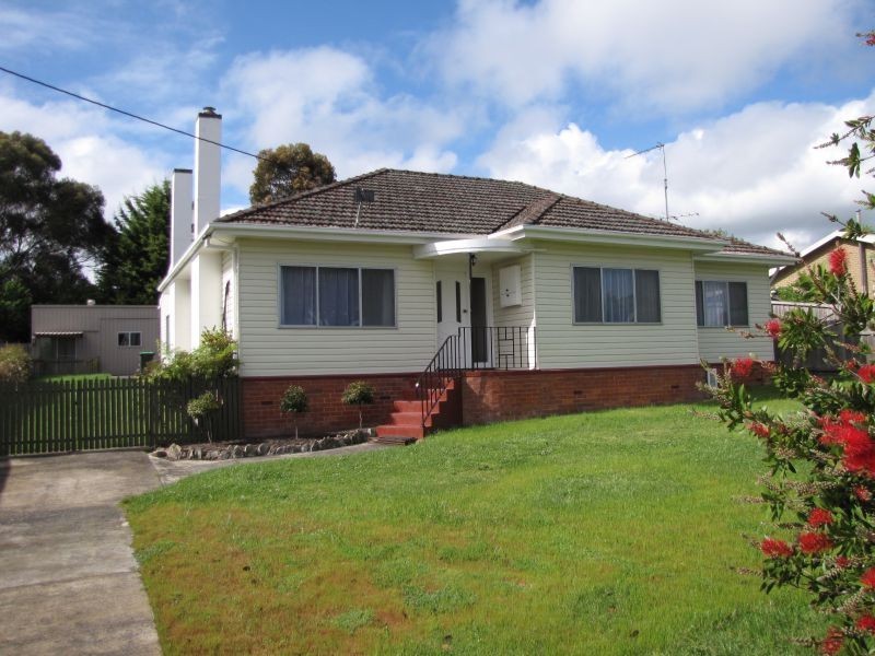 24 Monash Road, Newborough VIC 3825