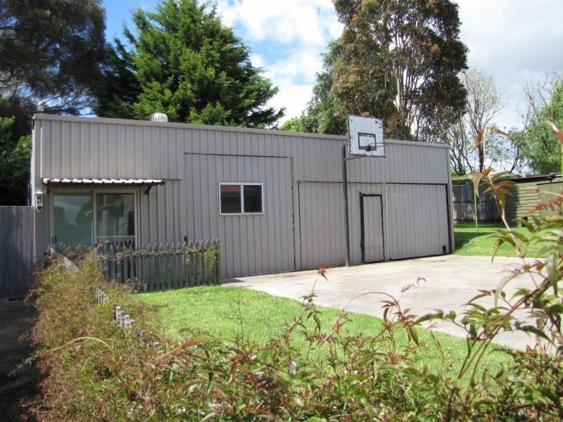 24 Monash Road, Newborough VIC 3825