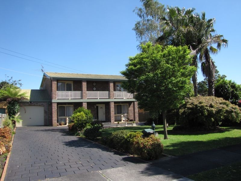24 Lisle Street, Moe VIC 3825