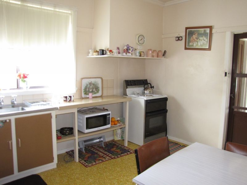 24 Victoria Street, Moe VIC 3825