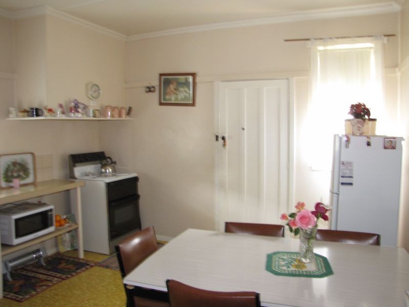 24 Victoria Street, Moe VIC 3825