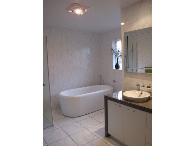 35 Bennett Street, Moe VIC 3825