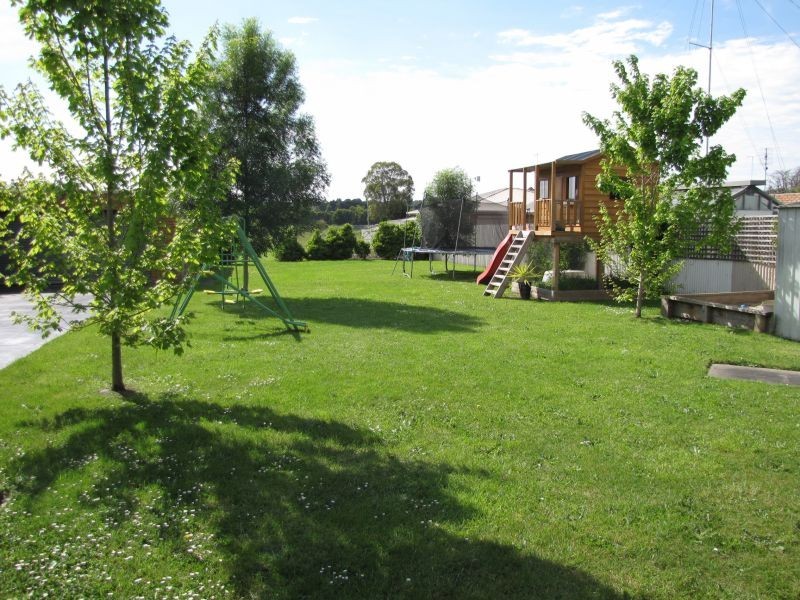 35 Bennett Street, Moe VIC 3825