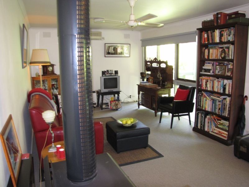2 Matlock Court, Rawson VIC 3825