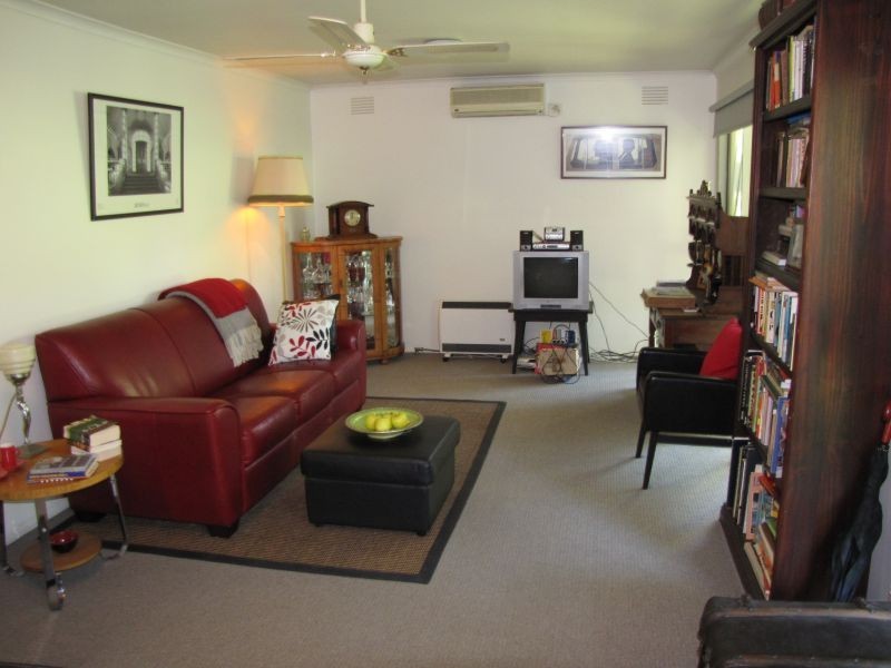 2 Matlock Court, Rawson VIC 3825