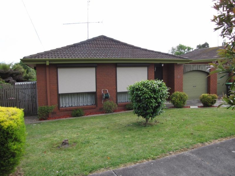 3/35 Cross Street, Newborough VIC 3825