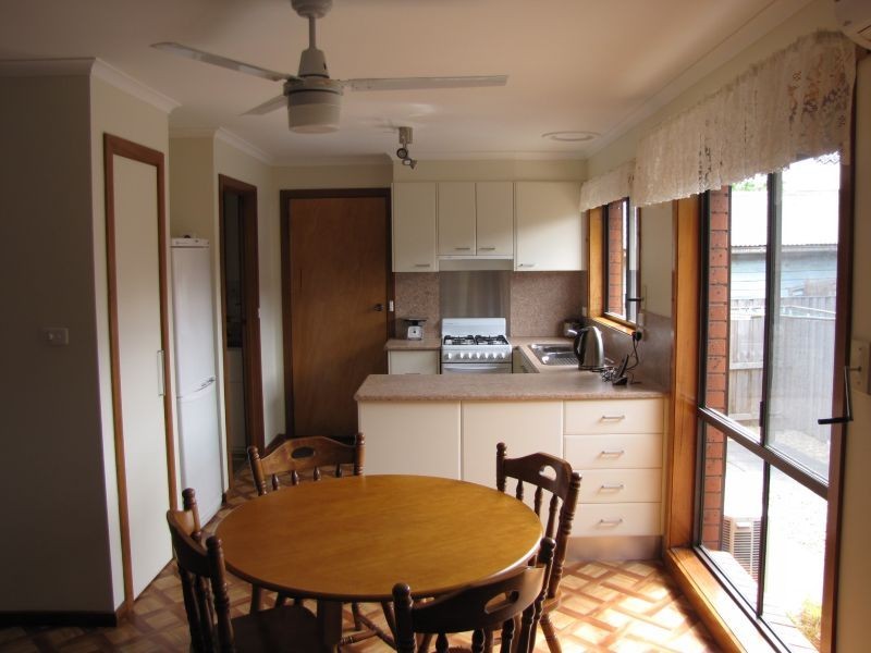 3/35 Cross Street, Newborough VIC 3825