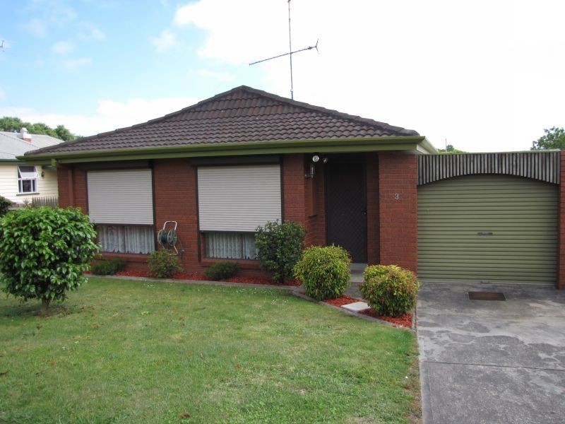 3/35 Cross Street, Newborough VIC 3825