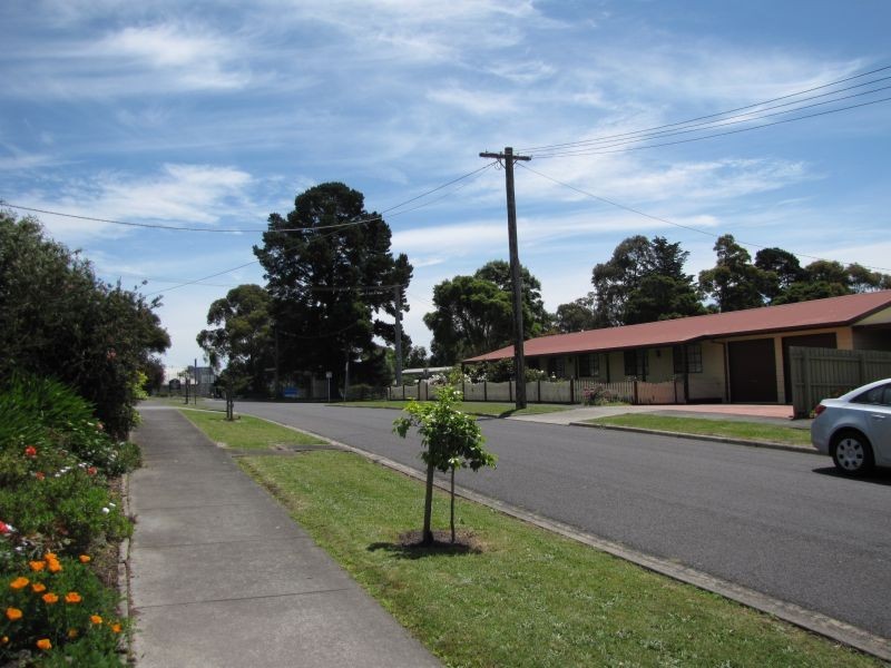 1,2,3,4/7 Mason Street, Newborough VIC 3825