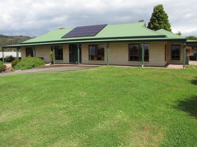 35 Matthew Court, Moe South VIC 3825