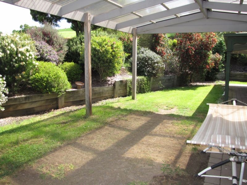 35 Matthew Court, Moe South VIC 3825
