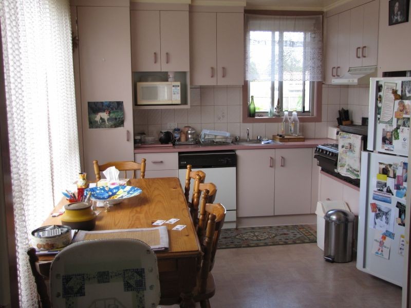 15 Thoresby Street, Newborough VIC 3825