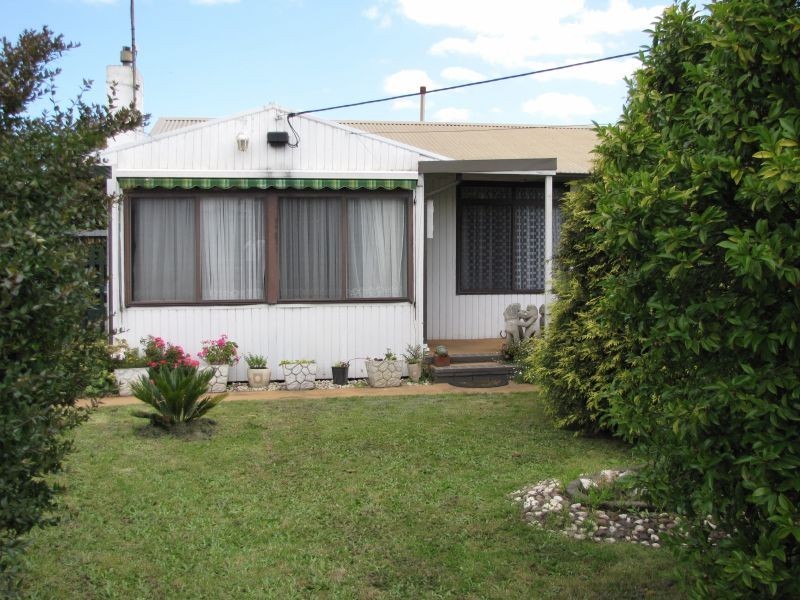 15 Thoresby Street, Newborough VIC 3825
