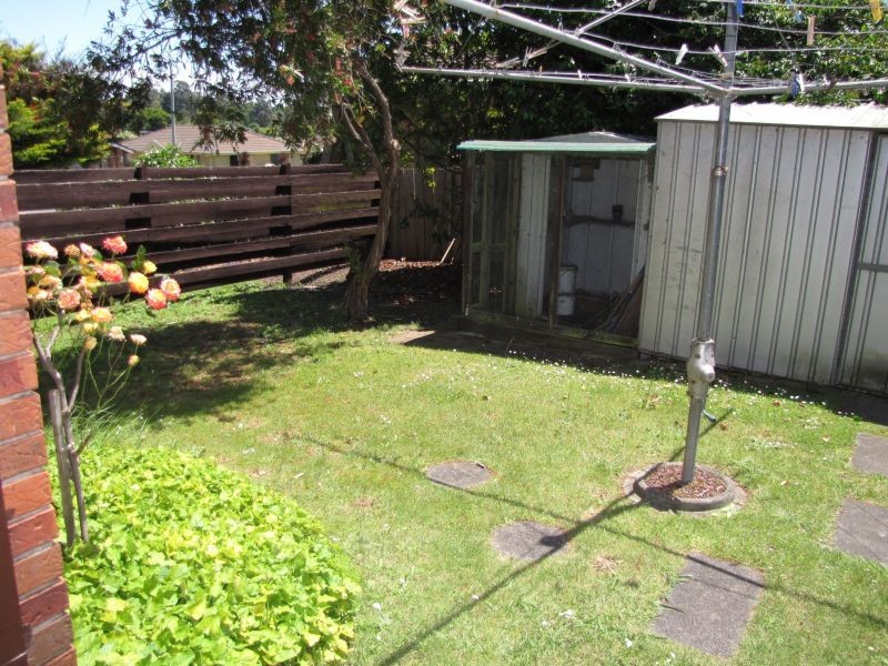 10 Cobb Court, Newborough VIC 3825
