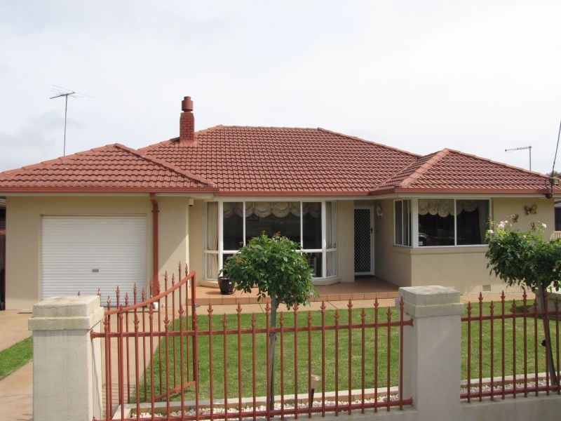 6 Candy Street, Newborough VIC 3825