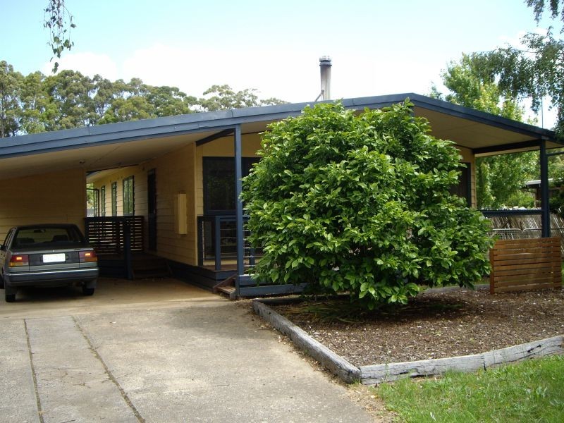12 St Gwinear Court, Rawson VIC 3825