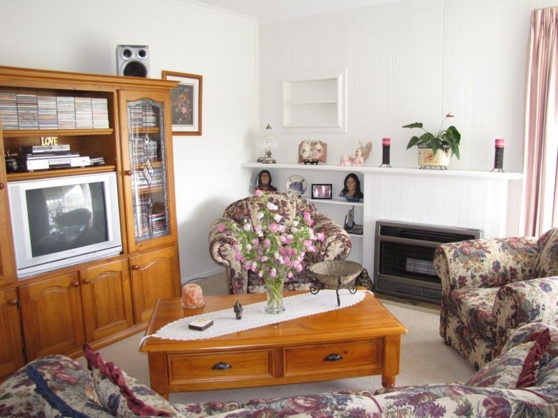 76 Service Road, Moe VIC 3825