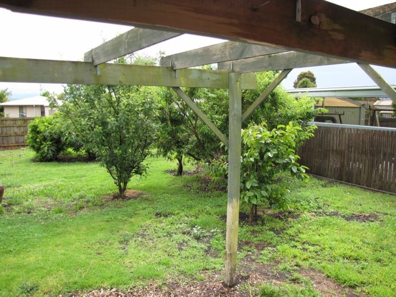 76 Service Road, Moe VIC 3825