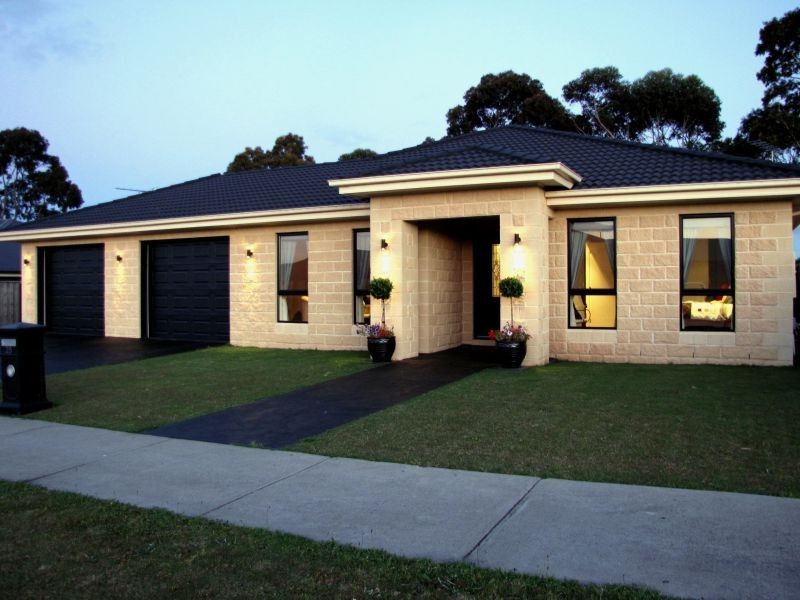 25 Parkside Drive, Moe VIC 3825