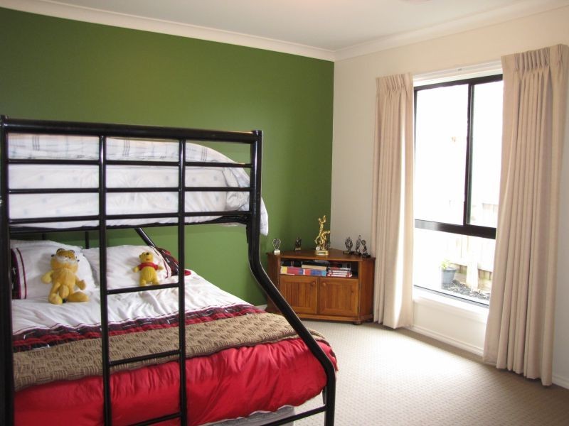 25 Parkside Drive, Moe VIC 3825