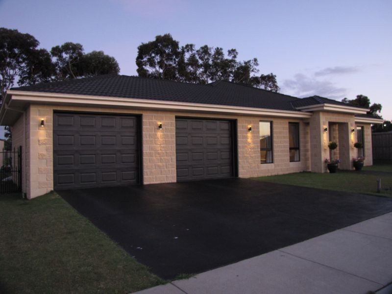 25 Parkside Drive, Moe VIC 3825