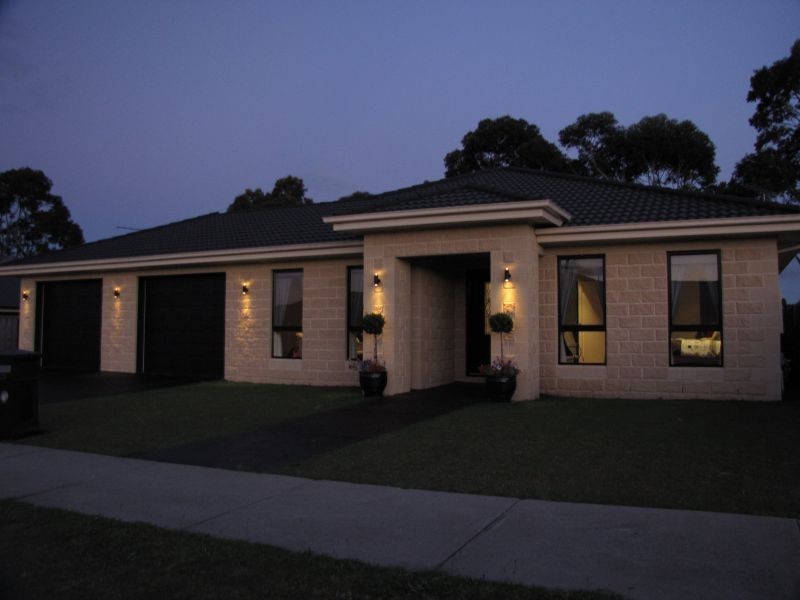 25 Parkside Drive, Moe VIC 3825