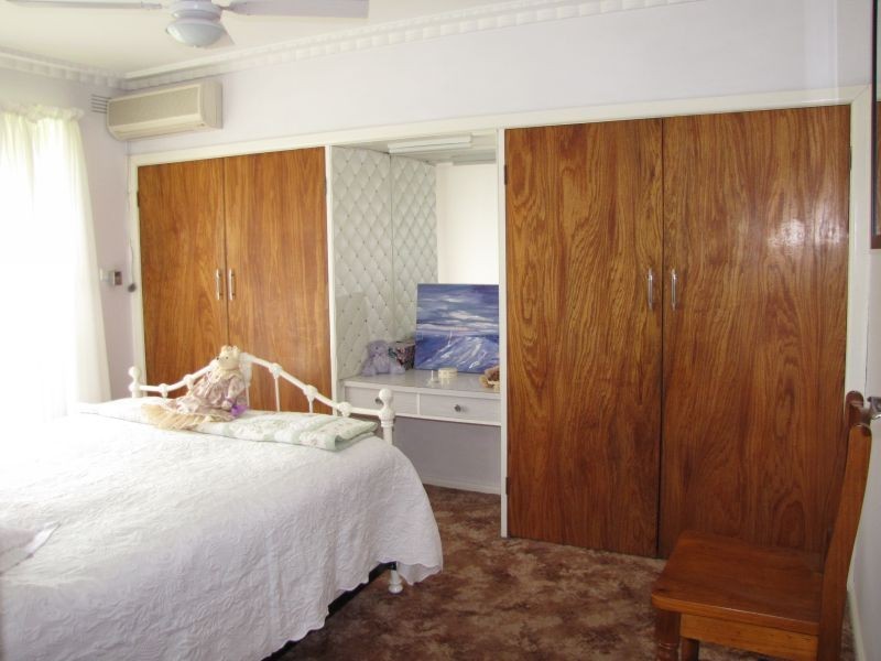 1 Desmond Street, Moe VIC 3825