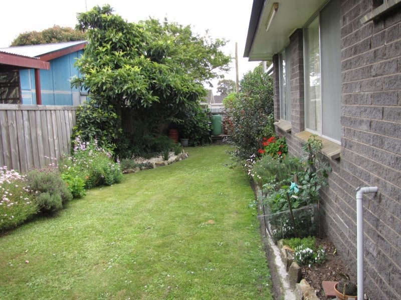 1 Desmond Street, Moe VIC 3825