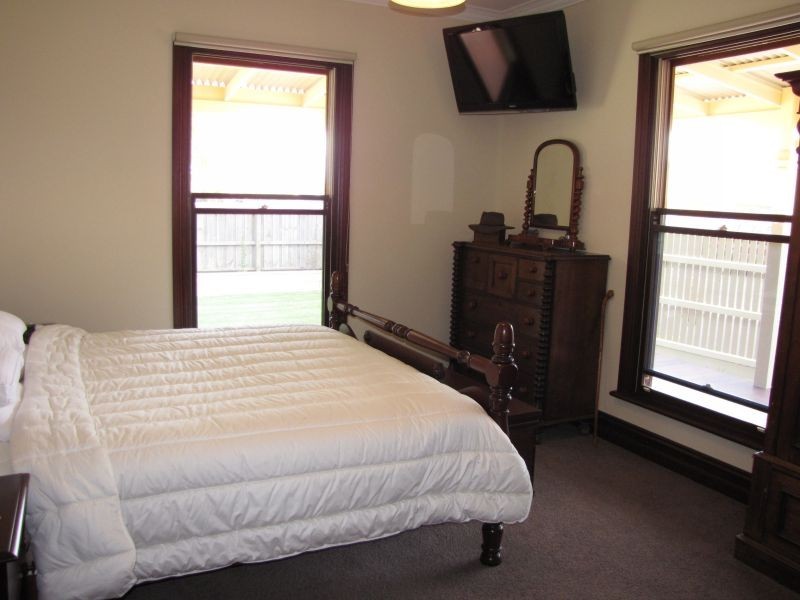 29 Ollerton Avenue, Newborough VIC 3825