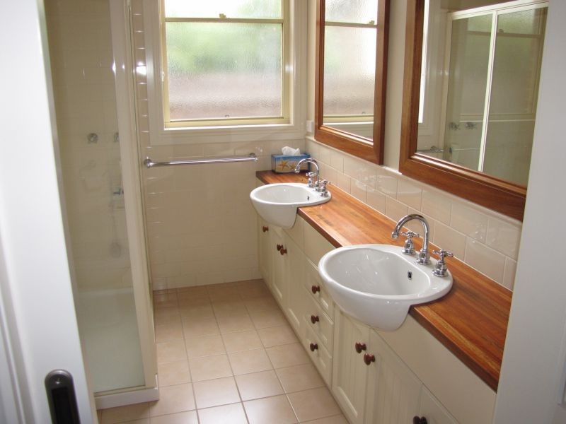 29 Ollerton Avenue, Newborough VIC 3825