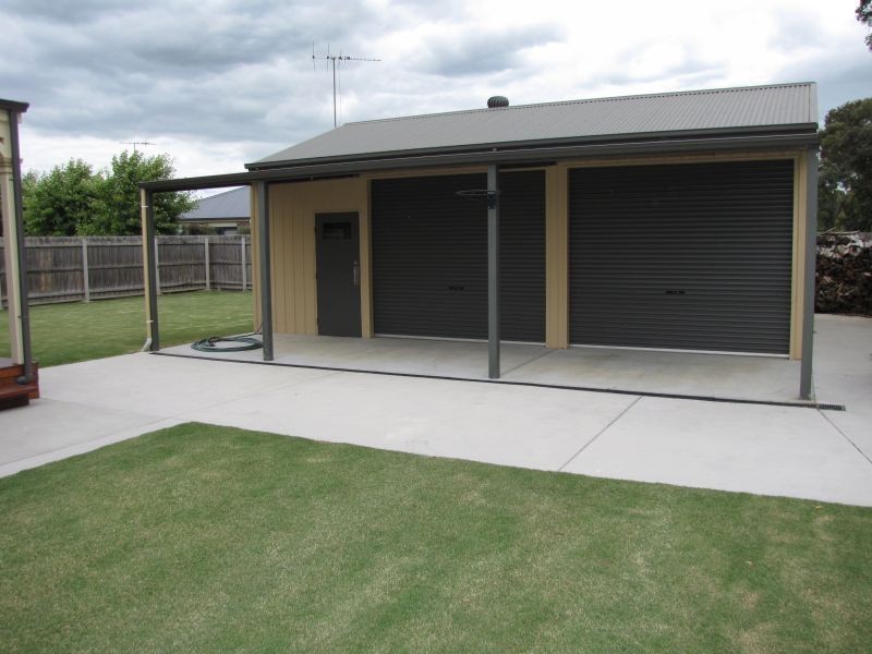 29 Ollerton Avenue, Newborough VIC 3825