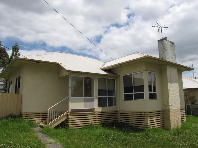 49 Scott Avenue, Moe VIC 3825