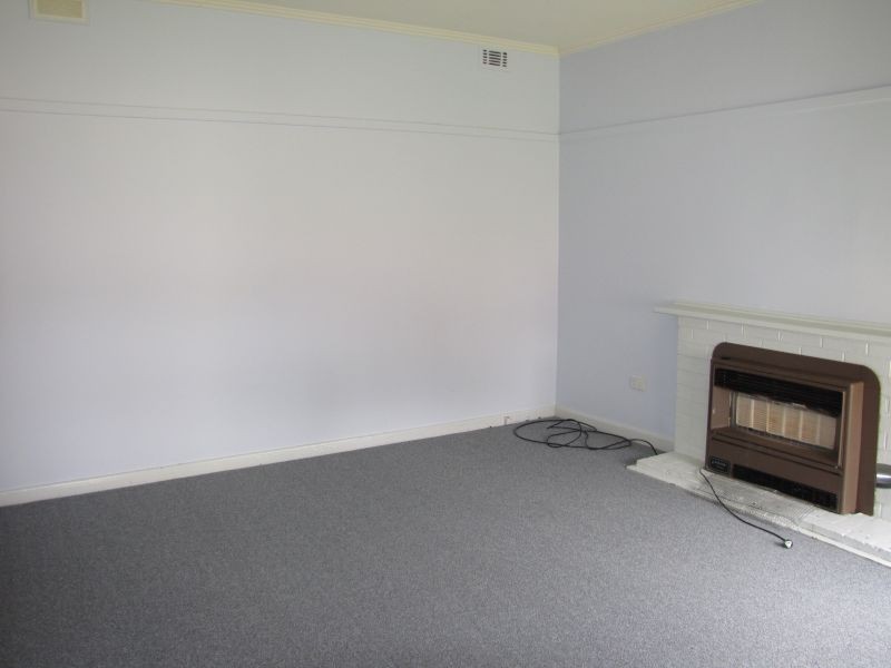 49 Scott Avenue, Moe VIC 3825