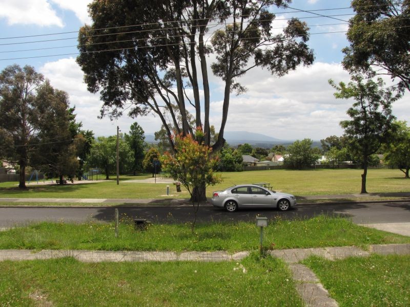 49 Scott Avenue, Moe VIC 3825