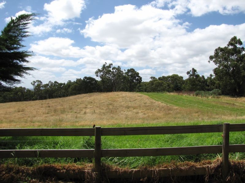 54 & 56 Coalville Road, Moe VIC 3825