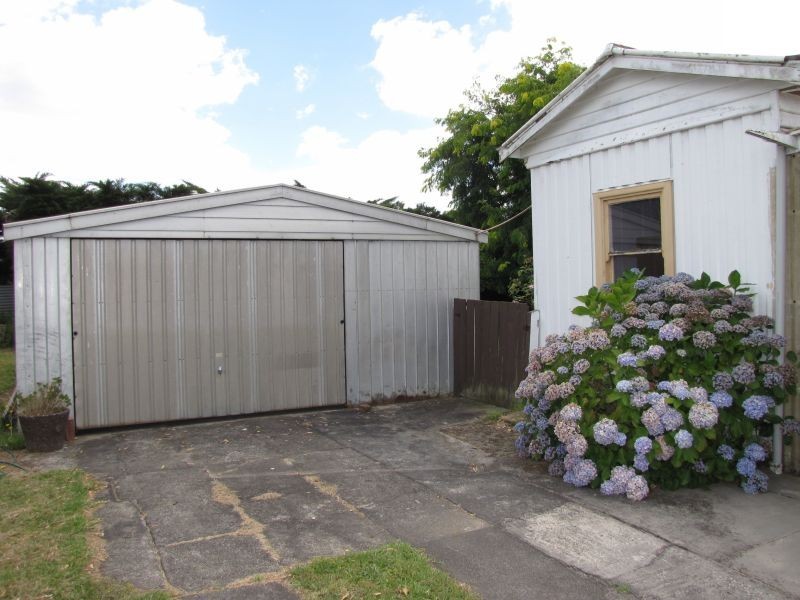 54 & 56 Coalville Road, Moe VIC 3825