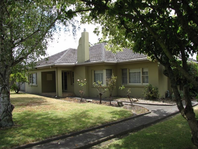 2-4 George Street, Moe VIC 3825