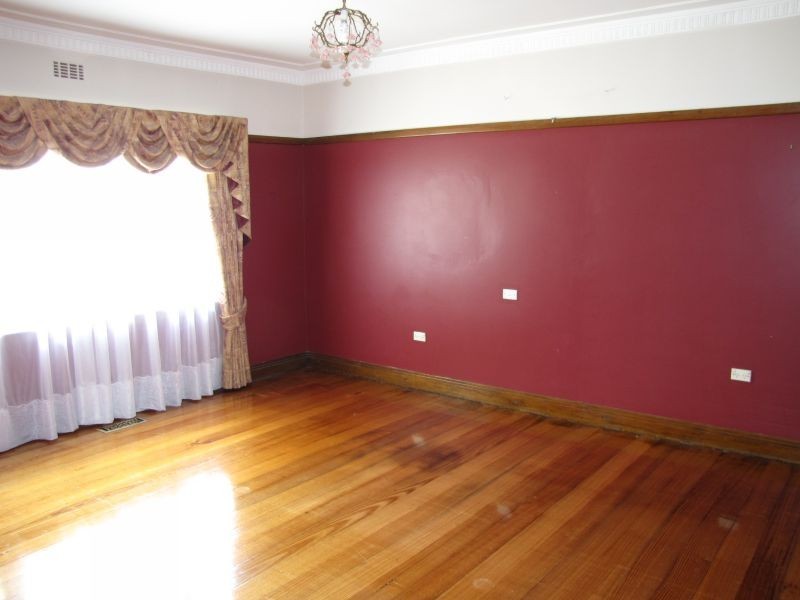 2-4 George Street, Moe VIC 3825