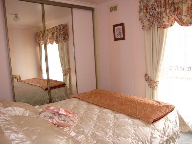 1/12 Gladstone Street, Moe VIC 3825