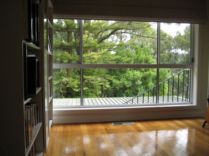 101 Haunted Hills Road, Newborough VIC 3825